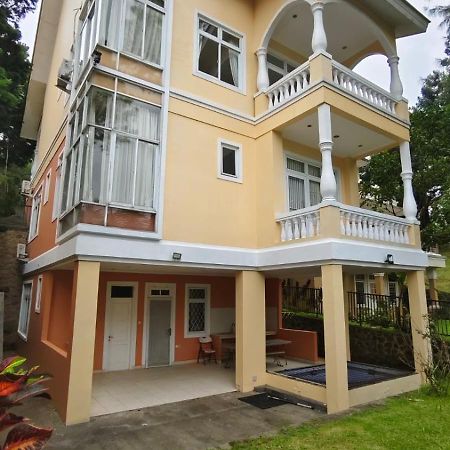 Diyar Villas Puncak M4/12 Buitenkant foto