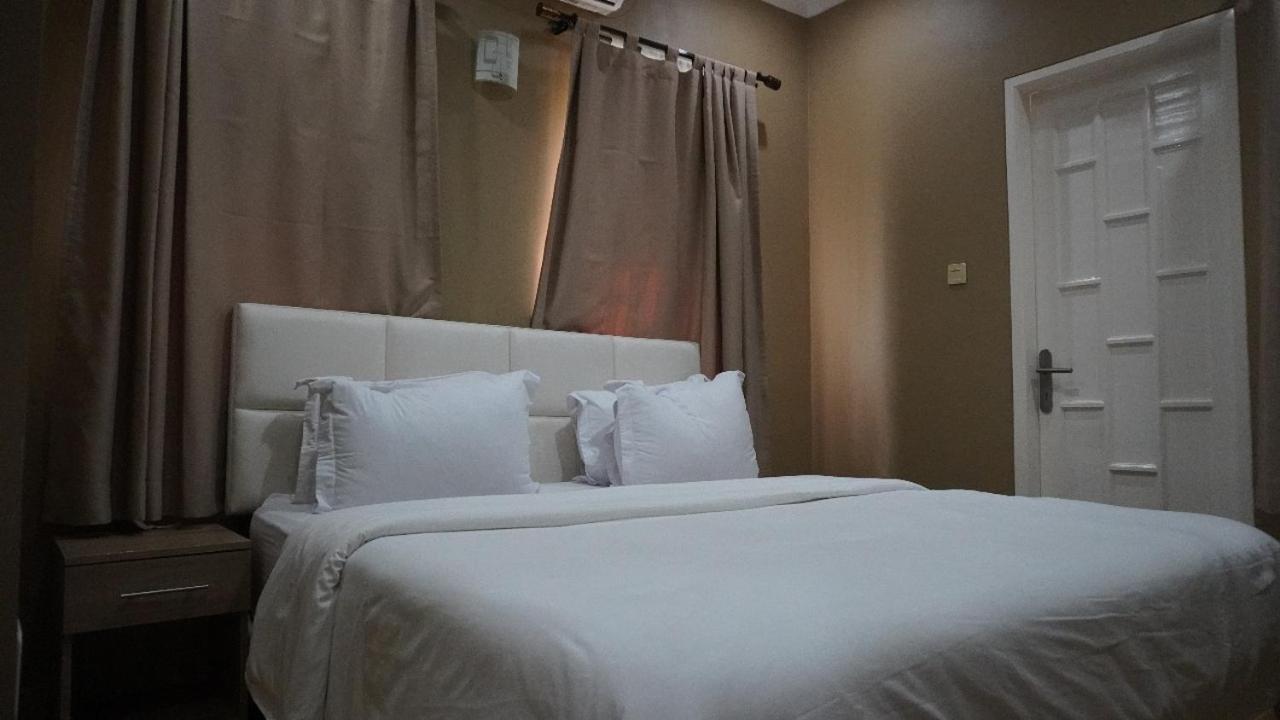 Diyar Villas Puncak M4/12 Buitenkant foto