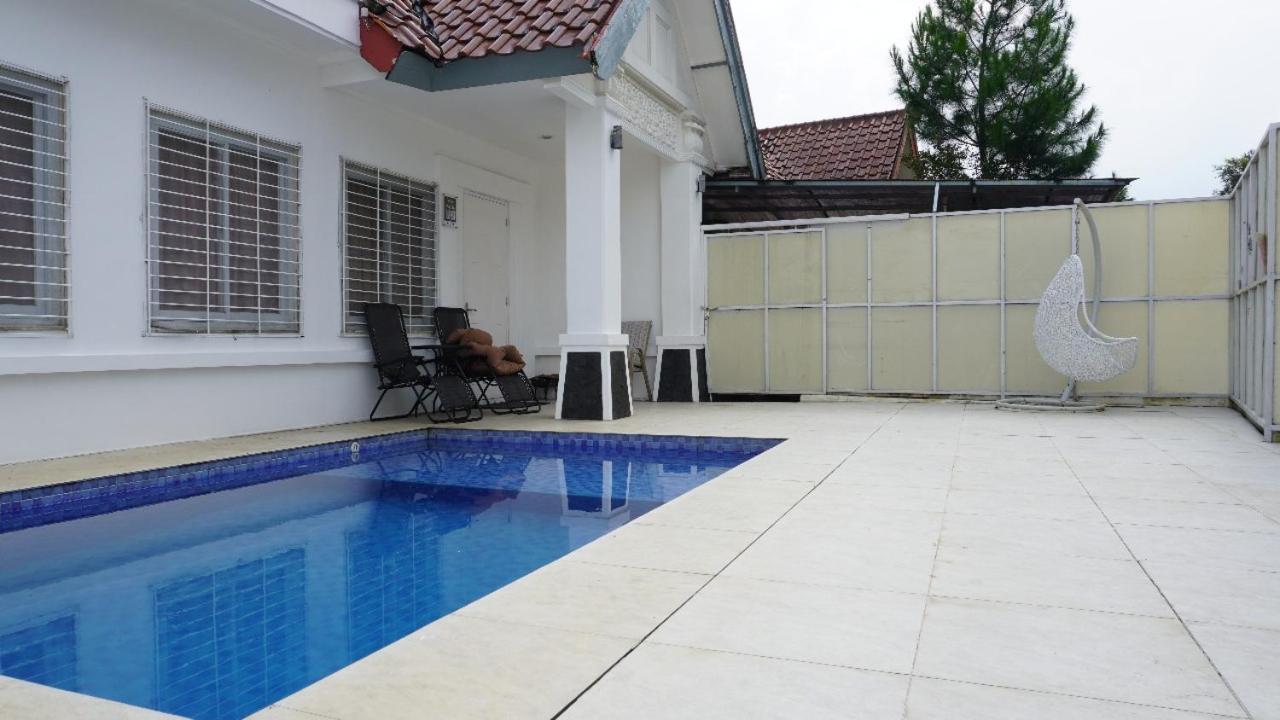 Diyar Villas Puncak M4/12 Buitenkant foto