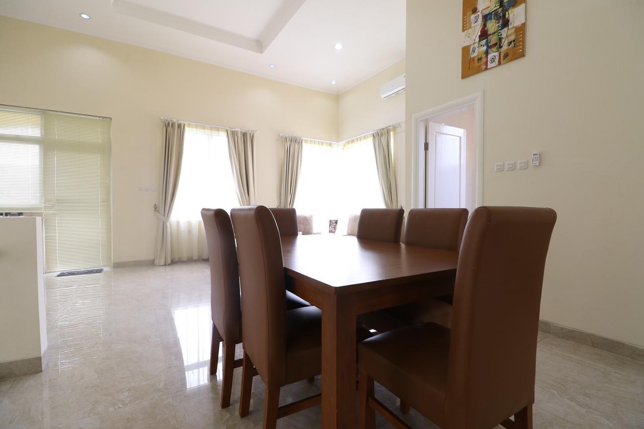 Diyar Villas Puncak M4/12 Buitenkant foto