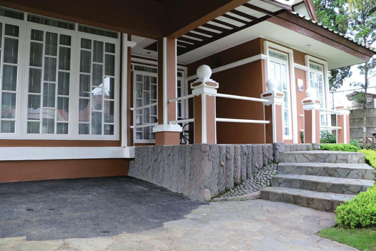 Diyar Villas Puncak M4/12 Buitenkant foto